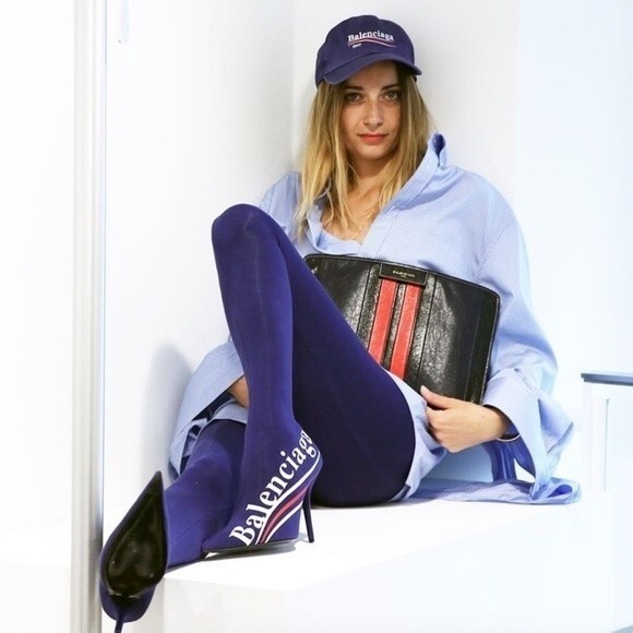 Balenciaga x Colette 2017 Logo Embroidered Campaign Hat Blue *FULL PACKAGING* - Picture 15 of 16